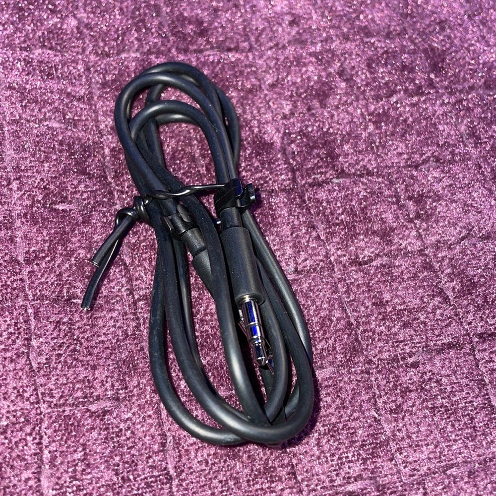 Amazon Alexa mobile aux cord 3.5mm stereo male to male super silicone quality
